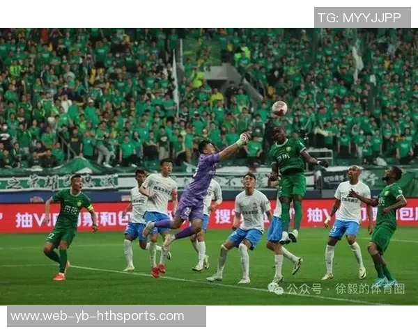 2025赛季中国足球四级联赛最终总排名揭晓及各队表现分析